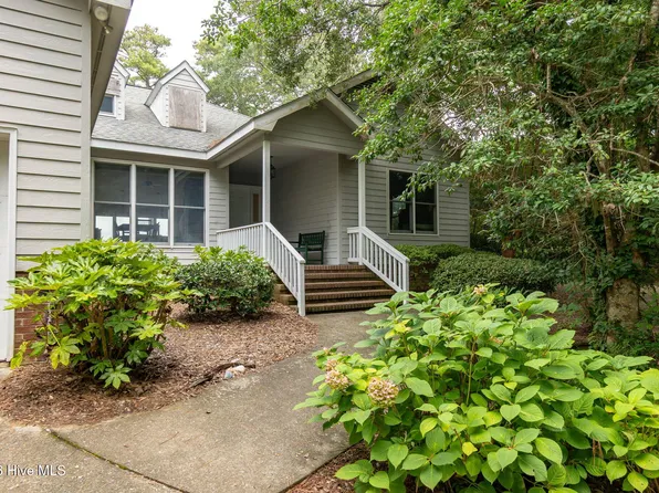 270 Oakleaf Drive, Pine Knoll Shores, NC 28512