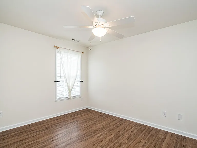 4 Richardson Cir — Photo 20