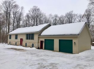 4175 Brubaker Rd, Petoskey, MI 49770