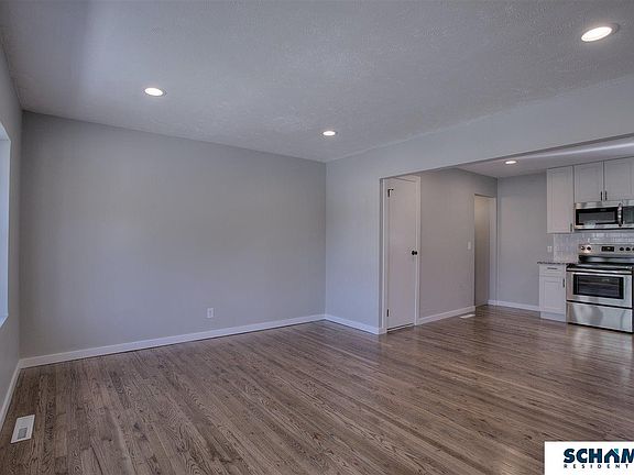 3rd image of 7002 Chandler Hills Dr