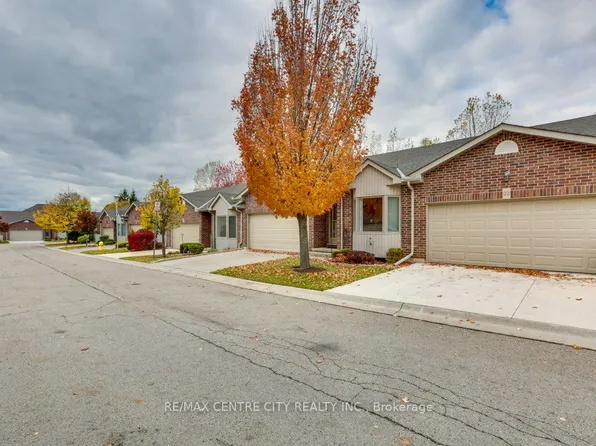 95 Capulet Ln #21, London, ON N6H 5V6
