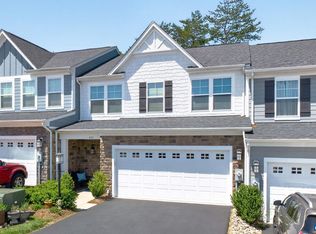 521 Crimson St, Crozet, VA 22932