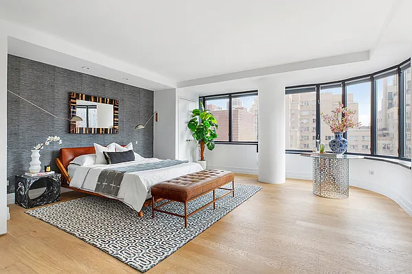 Sold by Compass | media 5