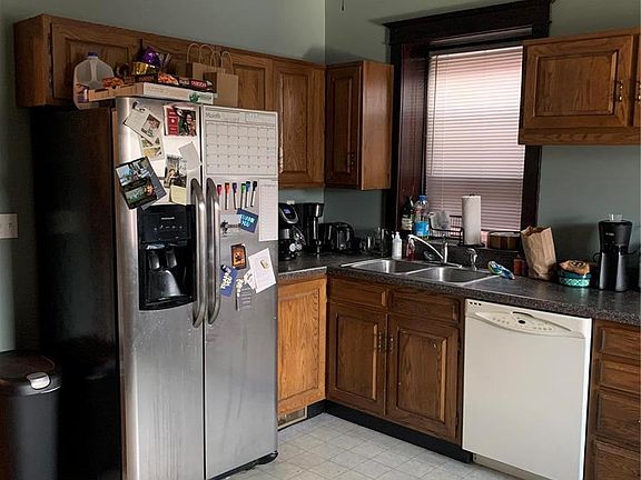 2nd image of 3321 Salena St #2