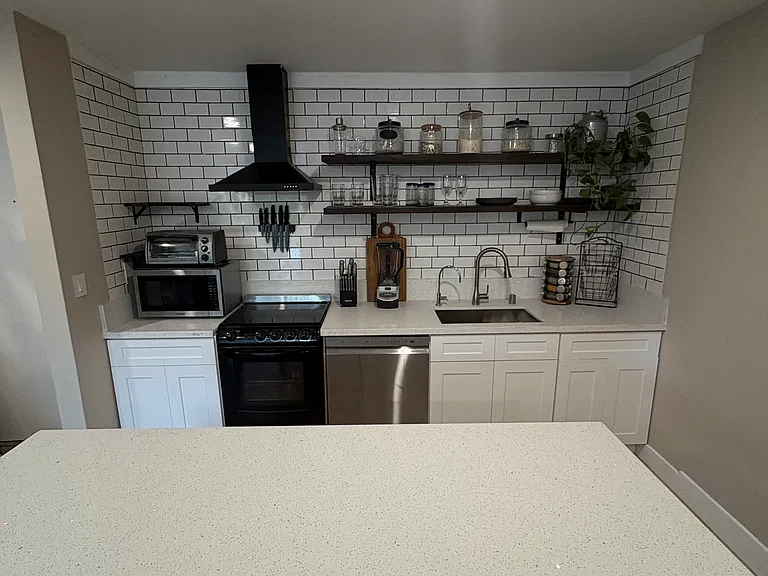3050 Rue Dorleans #213 — Photo 4