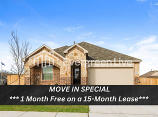 1205 Sycamore St, Azle, TX 76020