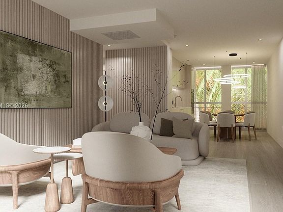 5th image of 250 Collins Ave #302