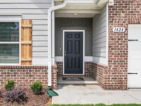 3rd image of 1424 English Oak Dr Lot 275
