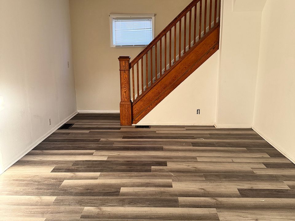 1st image of 930 Dartmouth Ave SW