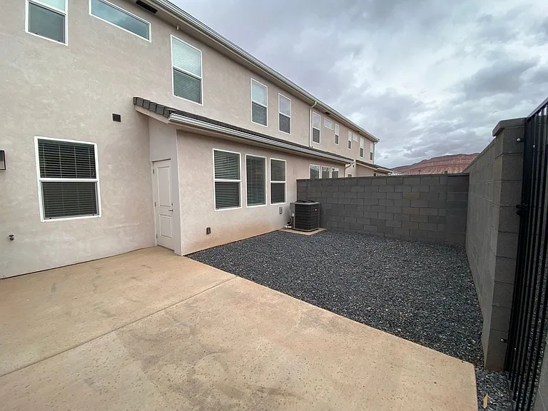 530 E Goldline Dr — Photo 20