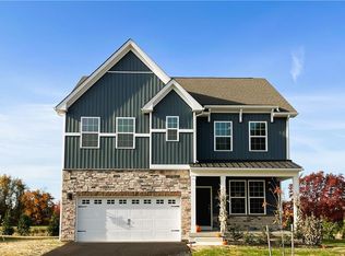 2204 Gregory Dr, Lower Macungie Township, PA 18062