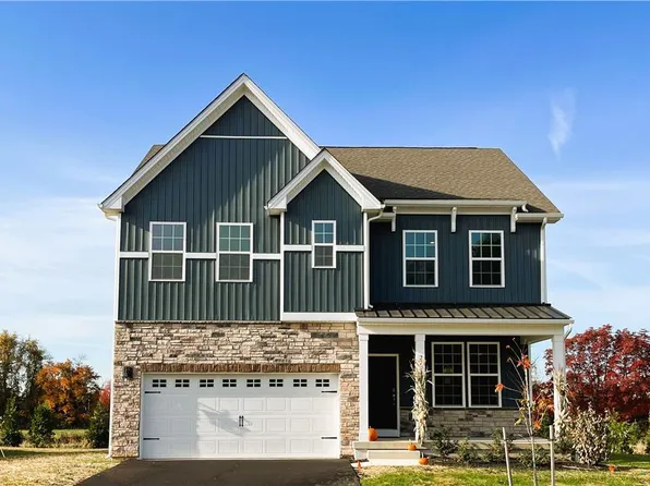 2204 Gregory Dr, Lower Macungie Township, PA 18062