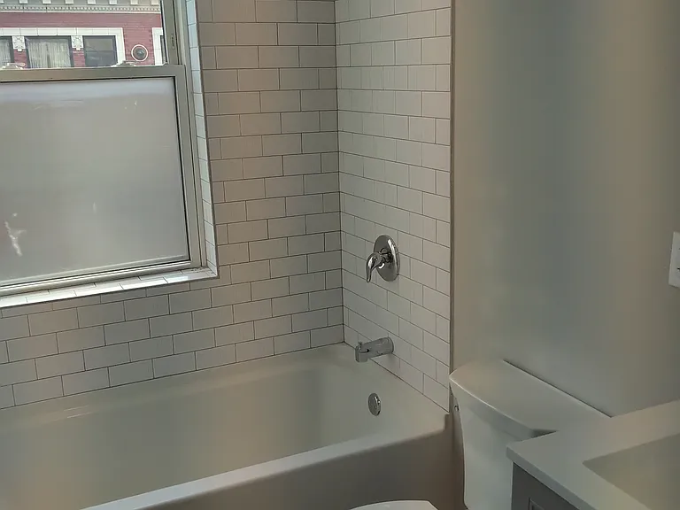 3248 N Pulaski Rd #305 — Photo 2