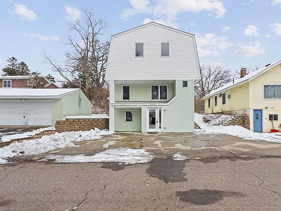 2nd image of 326 Faversham Rd