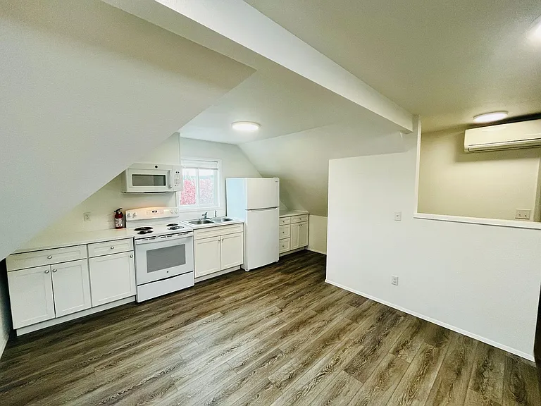 19101 3rd Ave NE #201 — Photo 8