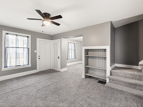 3rd image of 587 Heineman Blvd