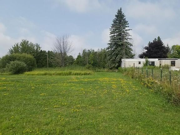 5th image of 2875 Morris Rd