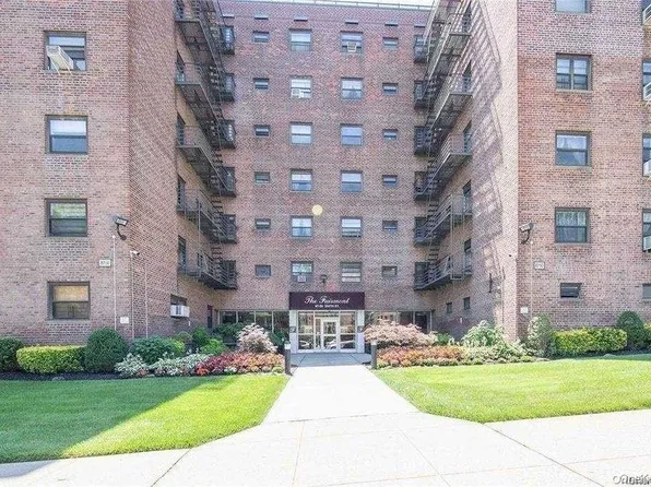 87-50 204th Street #A66, Hollis, NY 11423