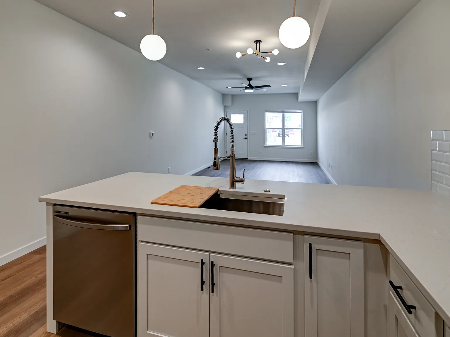 Lacy Townhomes - 4881 — Photo 4