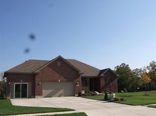 797 Foxfire Trl, Vandalia, OH 45377