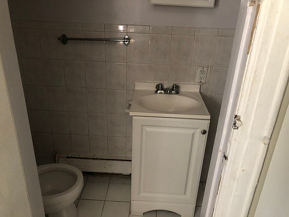 3rd image of 247-40 Jericho Tpke #1