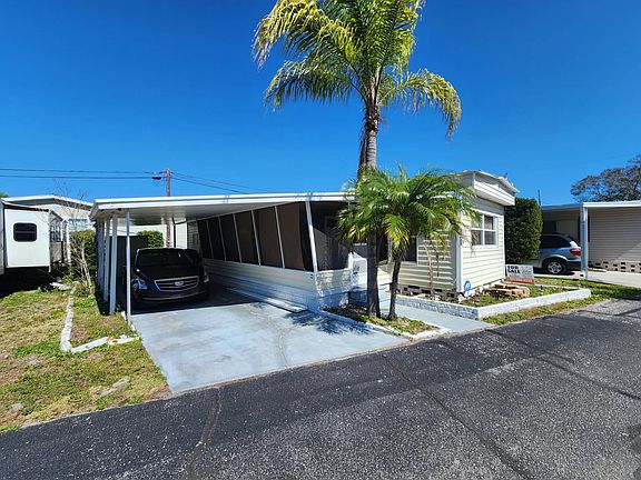 4th image of 2701 34th St N #238
