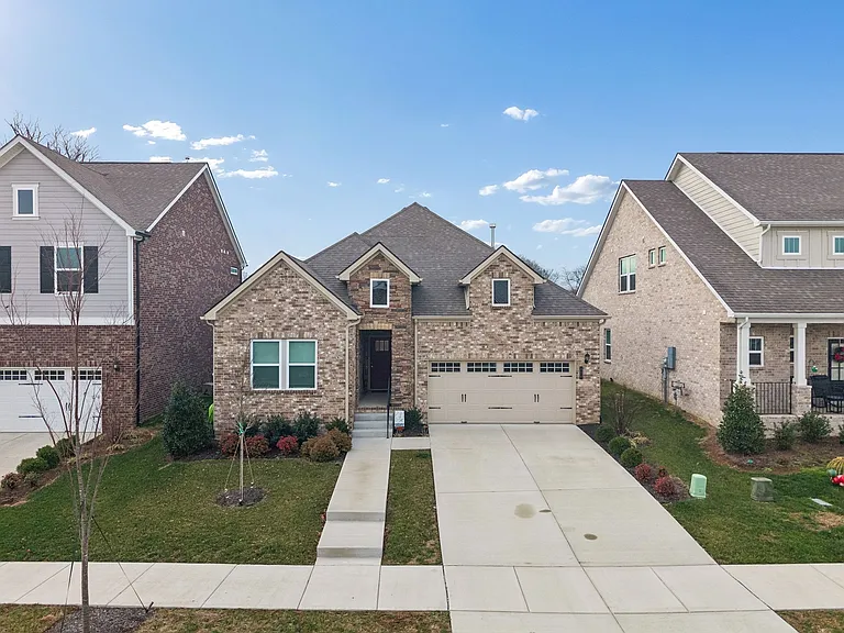 428 Triple Crown Cir — Photo 30