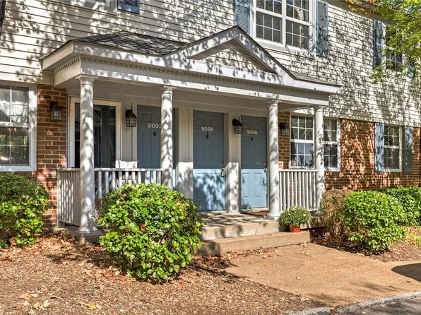 9094 W Swan Cir, Saint Louis, MO 63144