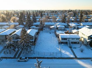 15805 109th Ave NW, Edmonton, AB T5P1B5