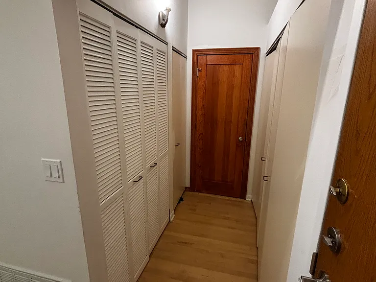 633 S Plymouth Ct #707 — Photo 5