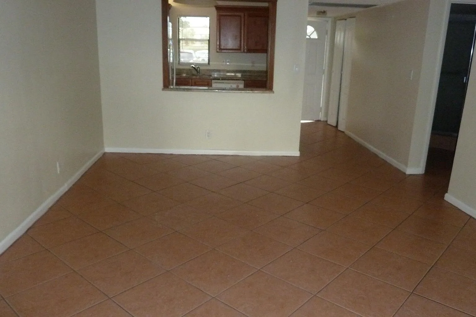 2 bed, 2.0 bath, 900 sqft, $1,850 — Photo 4