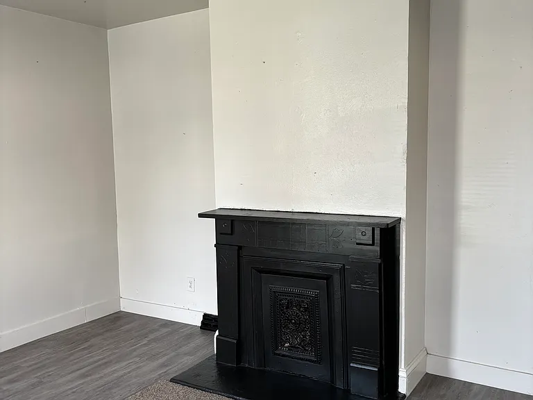 803 Garfield Ave SW — Photo 5