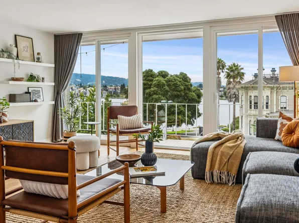 1425 Lakeside Dr APT 303, Oakland, CA 94612