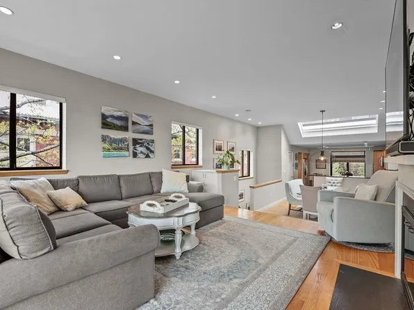 6 Shipway Pl #6, Charlestown, MA 02129