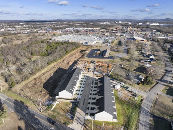 104 Maple View Dr, Lebanon, TN 37090