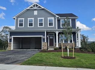 207 Falling Water Ln, Morgantown, WV 26508