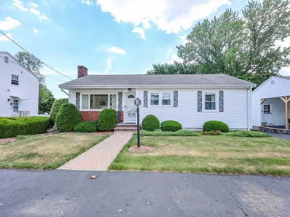 18 Fleming Rd, Malden, MA 02148