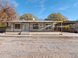 101 Duck St, Bridgeport, TX 76426