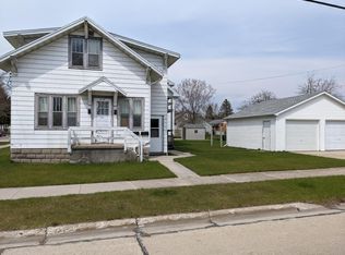 2218 10th St, Two Rivers, WI 54241