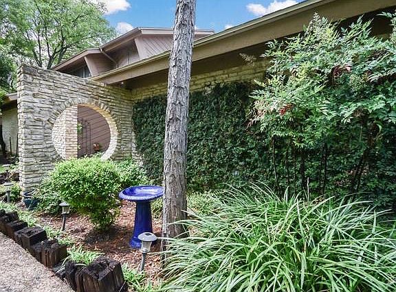 4th image of 9701 Vista View Dr