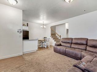 1807 E Cosmos Dr UNIT F6, Eagle Mountain, UT 84005
