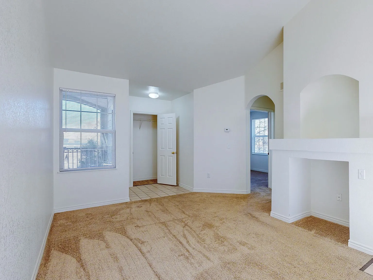 Tiburon Apartments — Photo 3