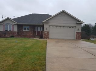6249 Boulder Dr, Flushing, MI 48433
