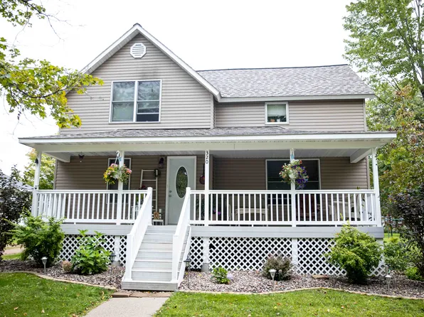 320 N 4th Ave, Edgar, WI 54426