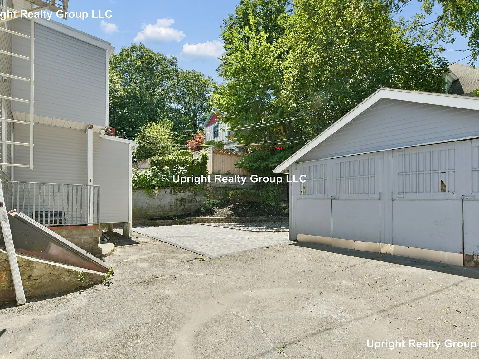 4 bed, 3.0 bath, 2157 sqft, $5,800 — Photo 3