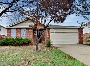 1509 Marble Cove Ln, Denton, TX 76210