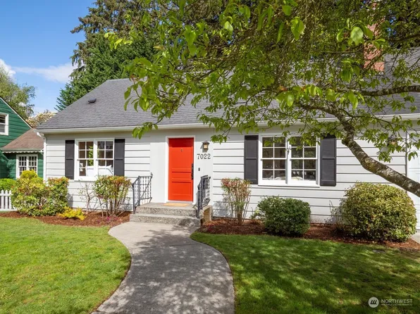 7022 49th Avenue NE, Seattle, WA 98115