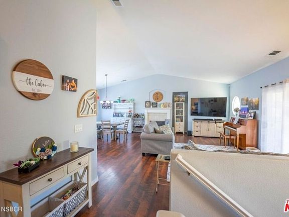 2nd image of 940 Bello Rd