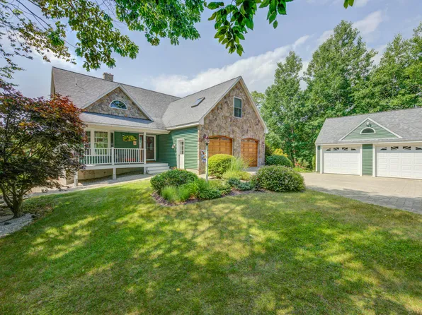 11 Washington Court, Naples, ME 04055