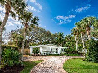 910 Sandpiper Ln, Vero Beach, FL 32963